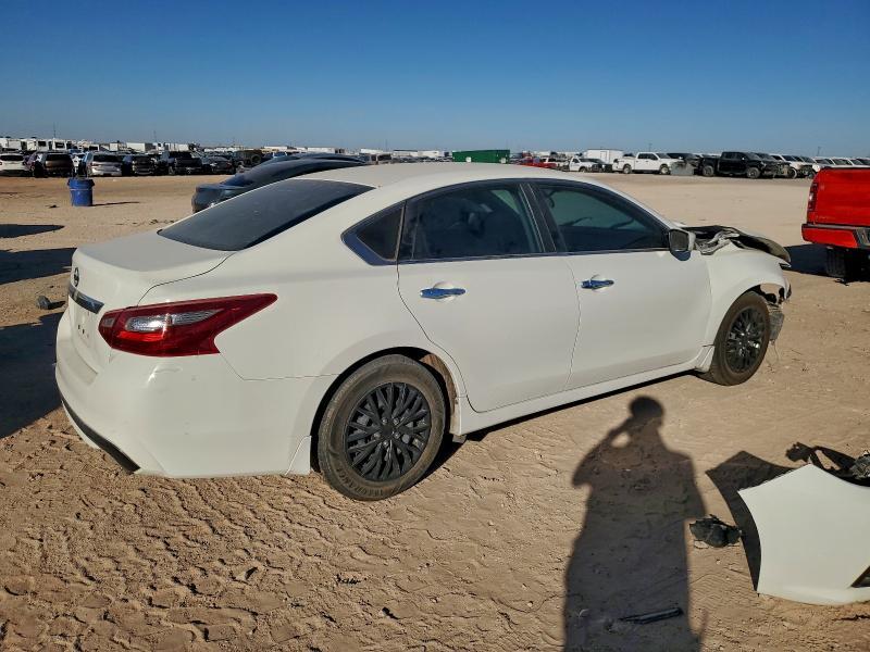 2018 Niss Altima