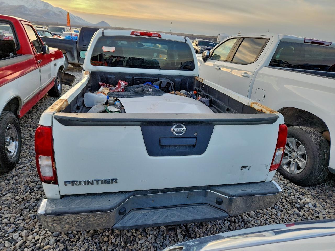 2016 Nissan Frontier S