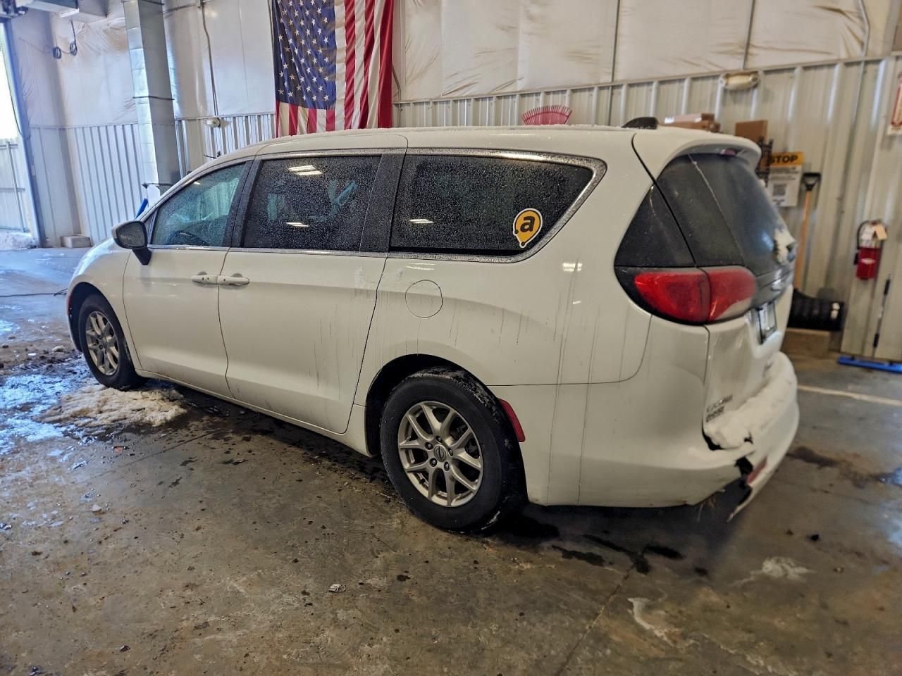 2022 Chrysler Voyager lx