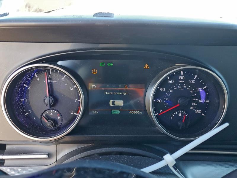 2024 KIA Carnival lx