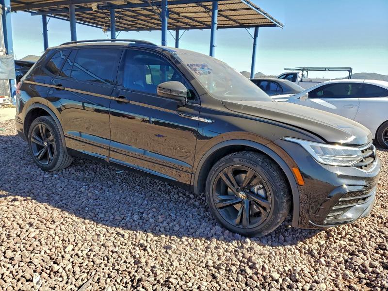 2023 Volkswagen Tiguan se R-line Black