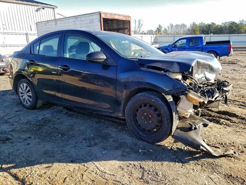 2013 Mazda 3 I