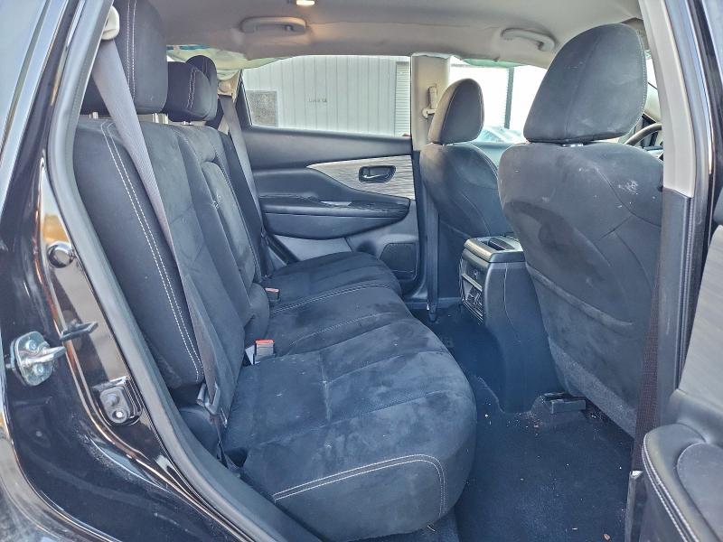 2018 Nissan Murano s