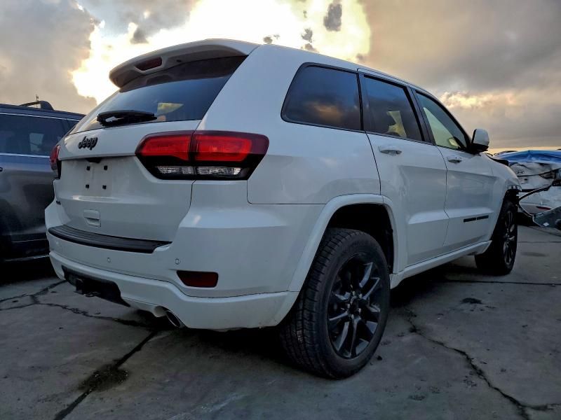 2022 Jeep Grand Cherokee Laredo e