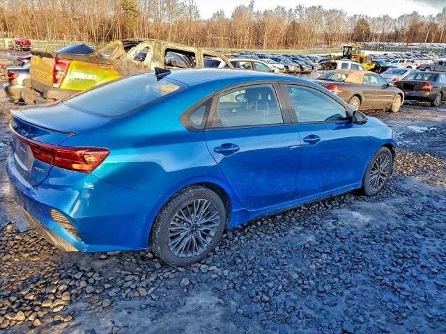 2023 KIA Forte gt Line