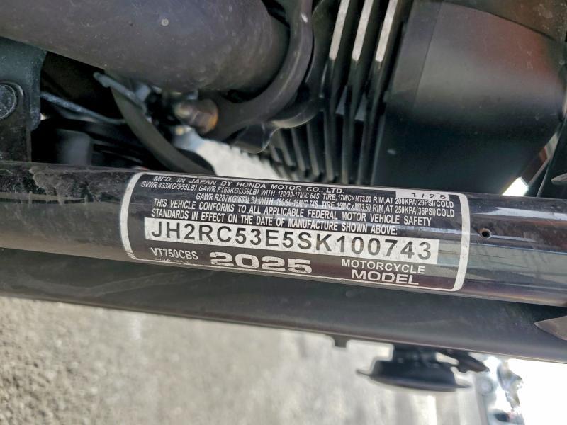 2025 Honda VT750 C2B
