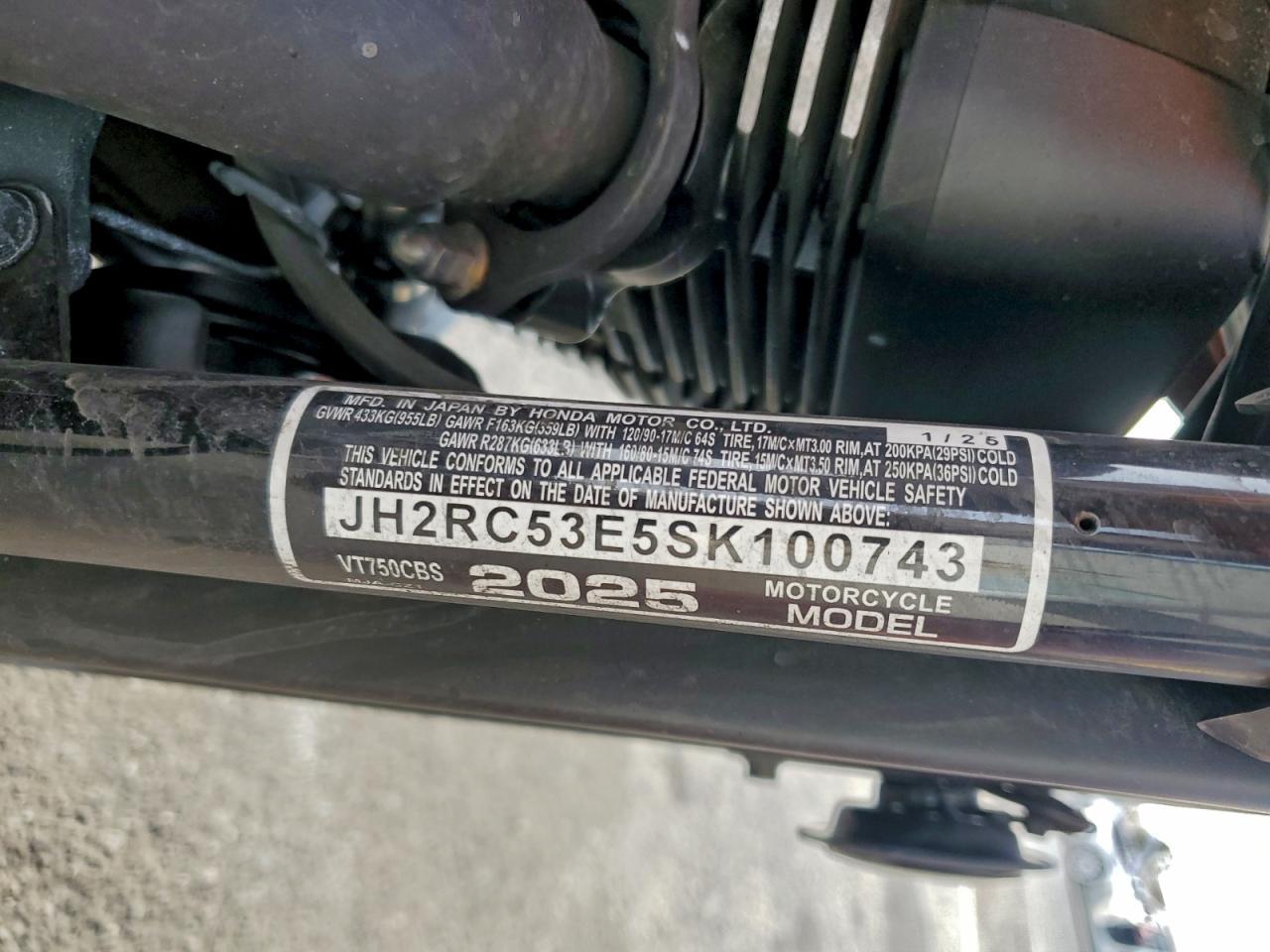 2025 Honda VT750 C2B