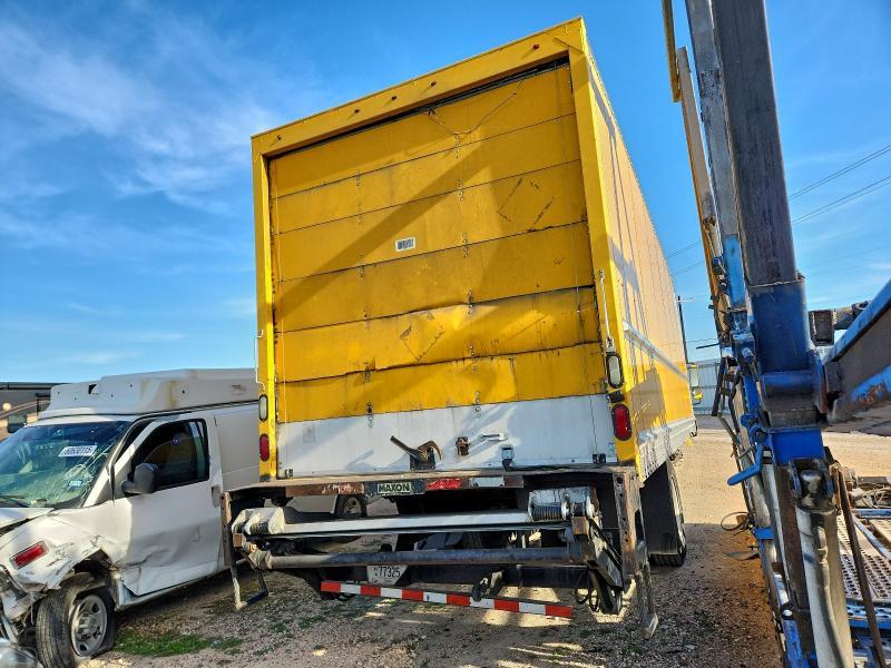 2015 Freightliner Business Class M2 BOX Truck