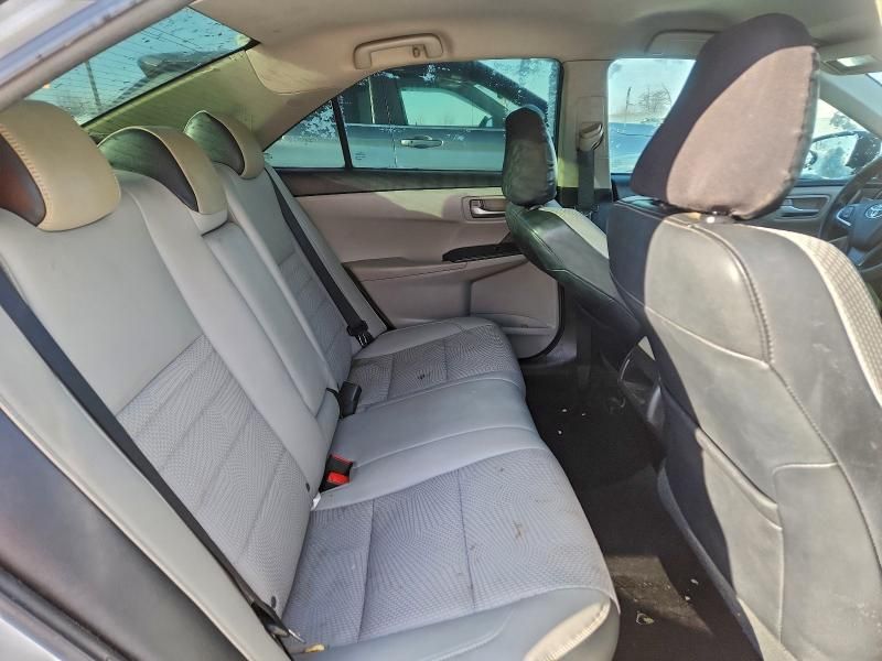 2016 Toyota Camry le