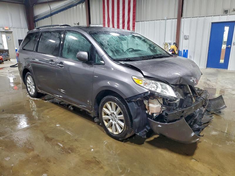 2017 Toyota Sienna xle