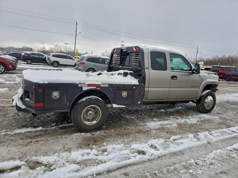 2002 GMC New Sierra K3500