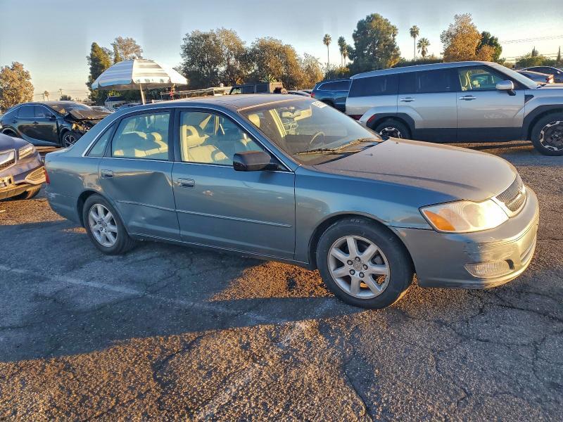 2000 Toyota Avalon xl