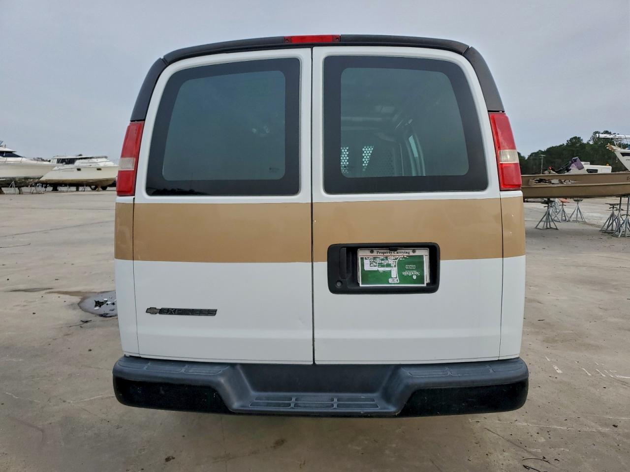 2017 Chevrolet Express G2500