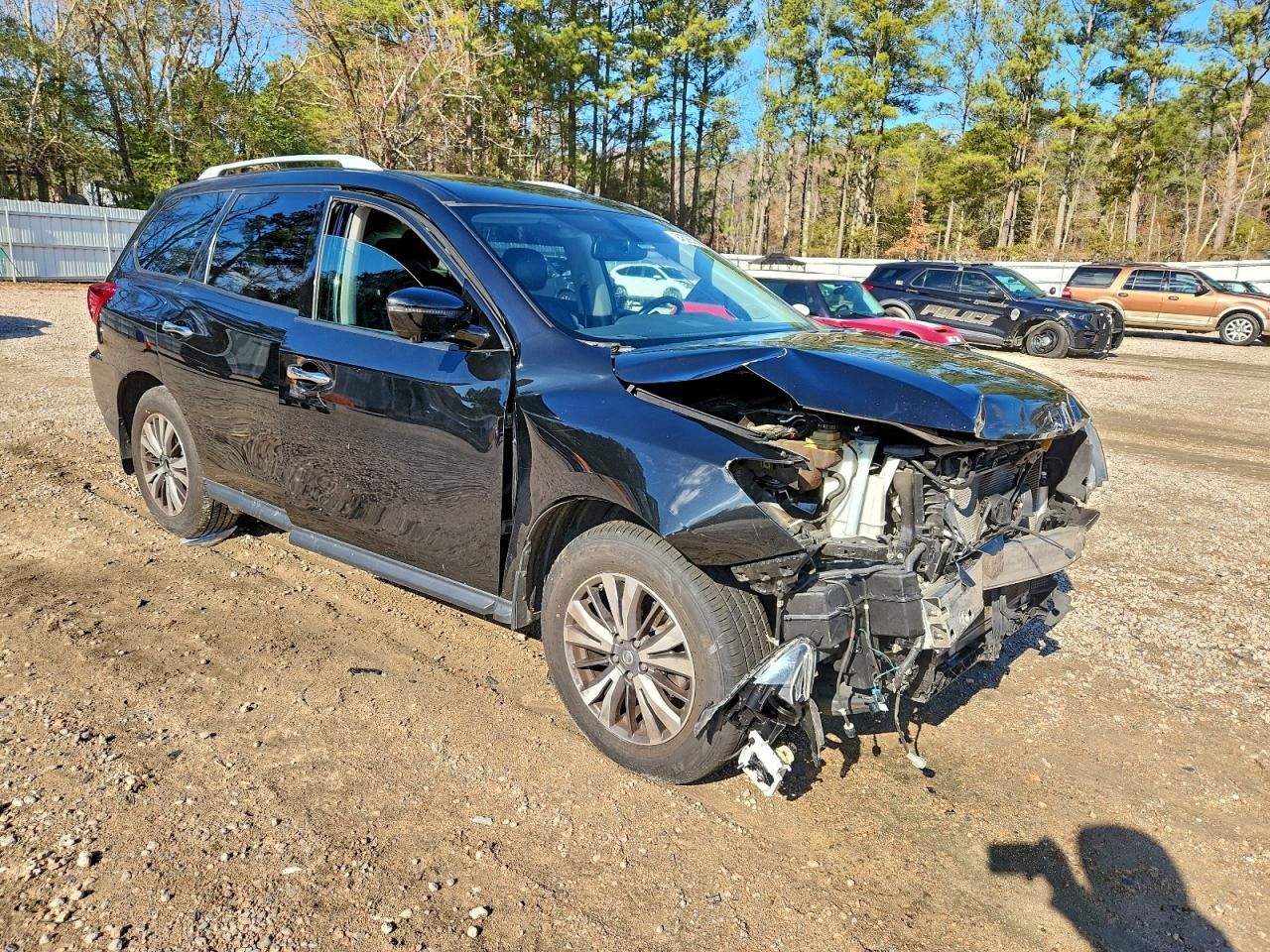 2017 Nissan Pathfinder s