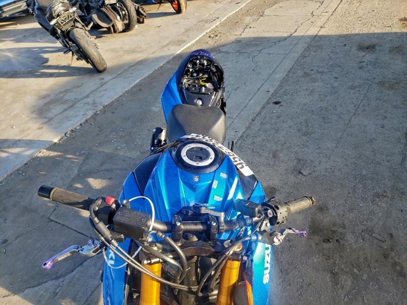 2022 Suzuki GSX-S750 M