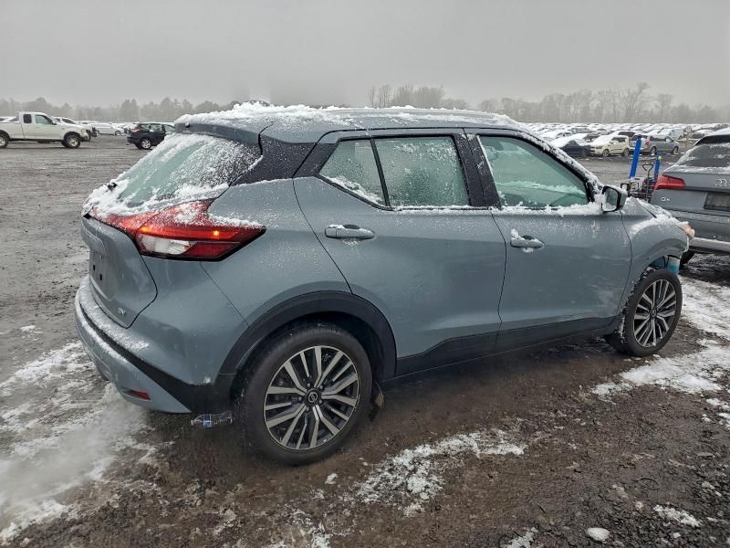 2021 Nissan Kicks sv