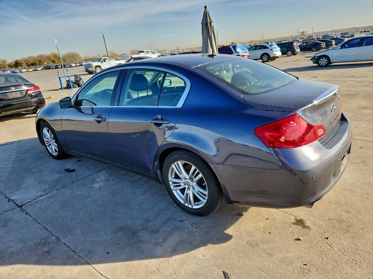 2010 Infiniti G37 Base
