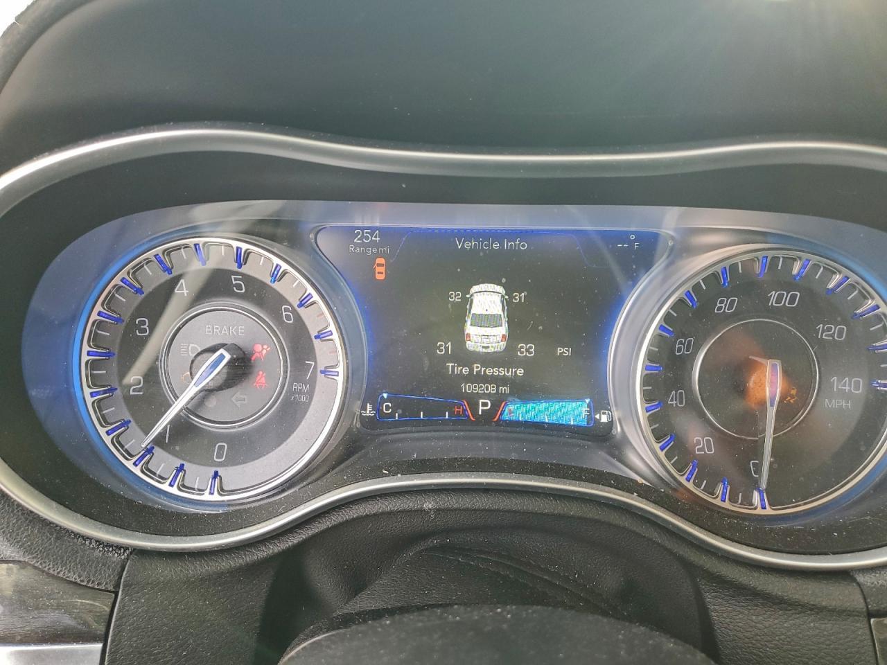 2017 Chrysler 300 Limited