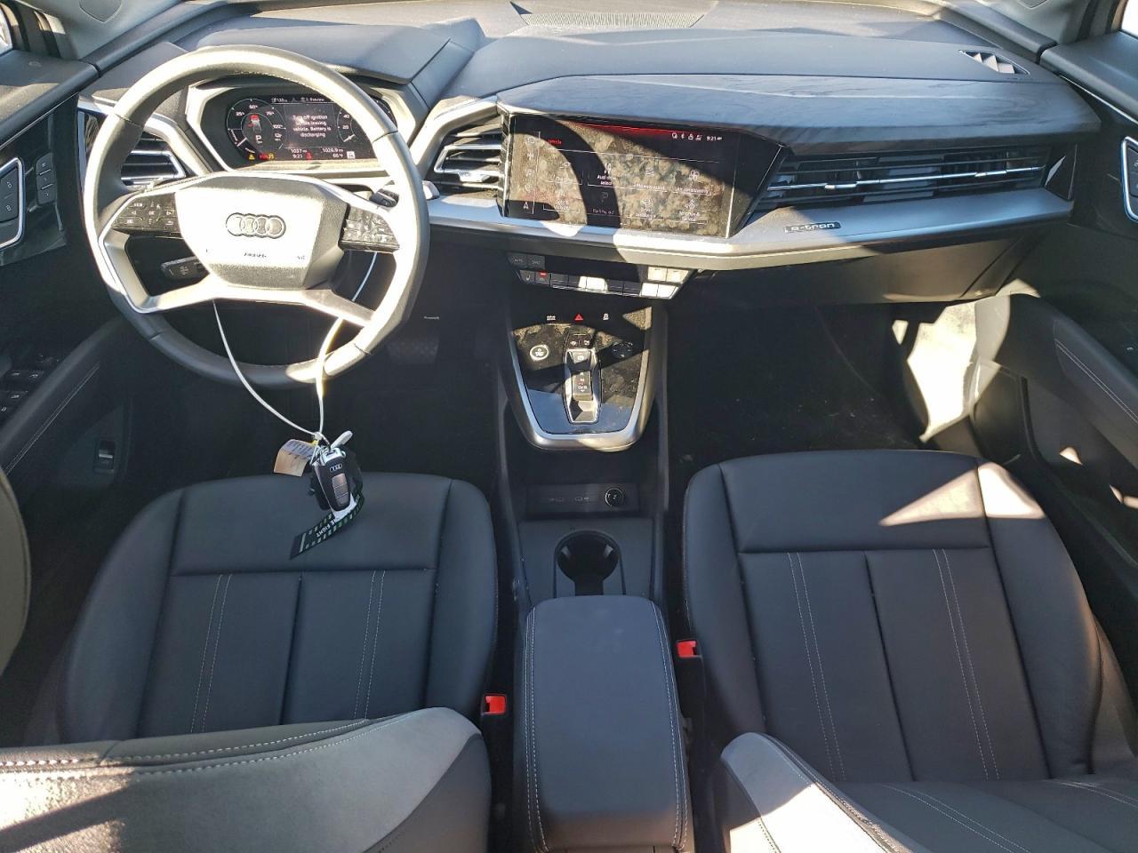 2025 Audi Q4 E-tron Premium