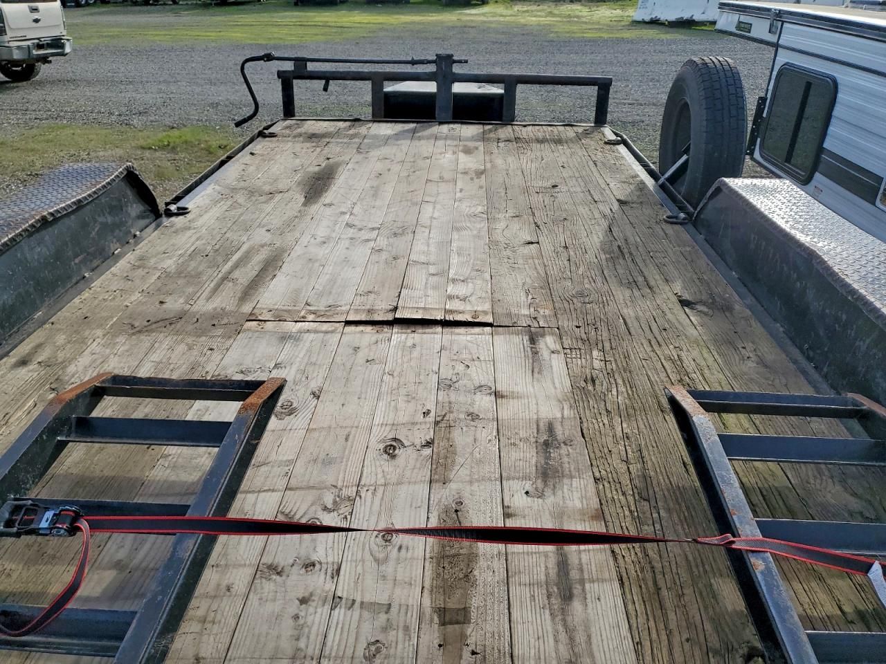 2016 Lamar Equipment Trailer