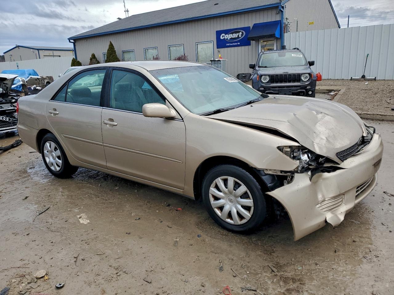 2004 Toyota Camry le