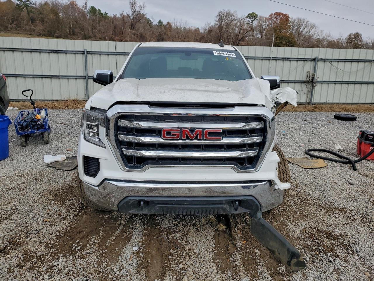 2020 GMC Sierra K1500 sle