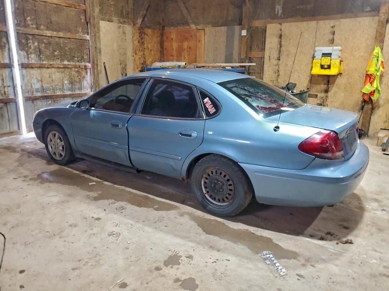 2005 Ford Taurus se