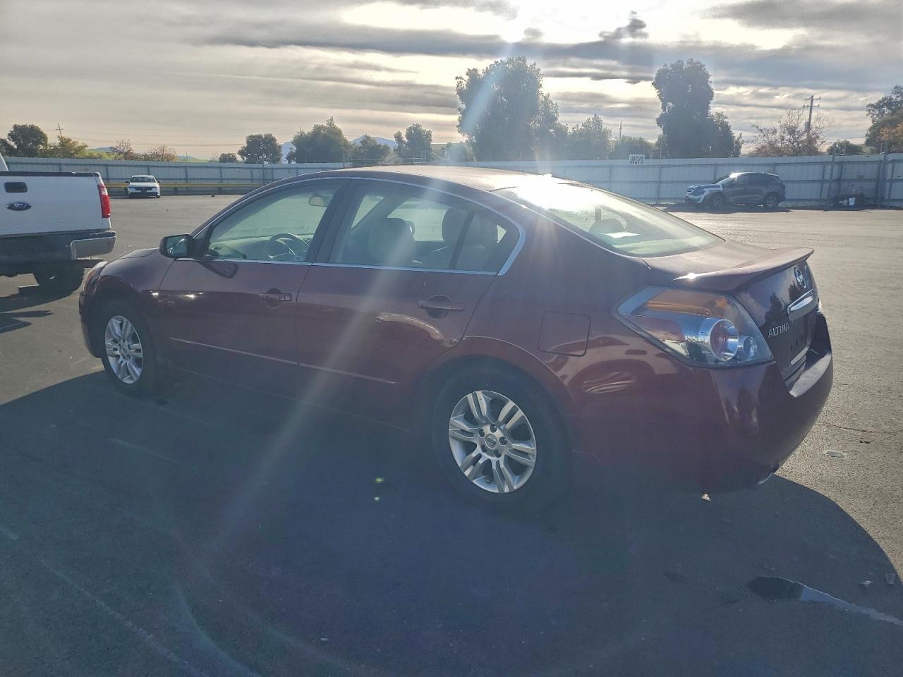 2011 Nissan Altima Base