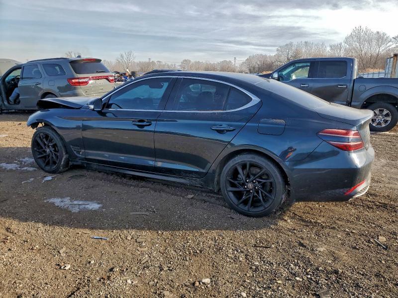 2022 Genesis G70 Base