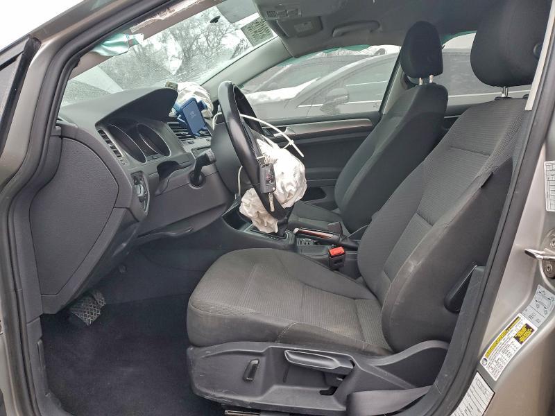 2017 Volkswagen Golf Sportwagen s