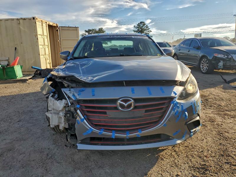 2016 Mazda 3 Sport