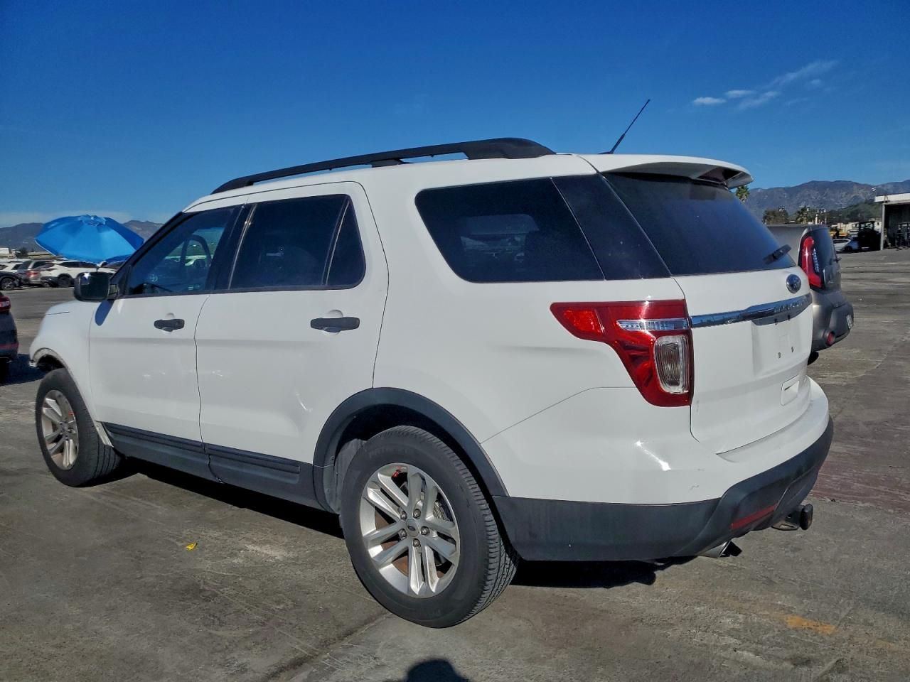 2015 Ford Explorer