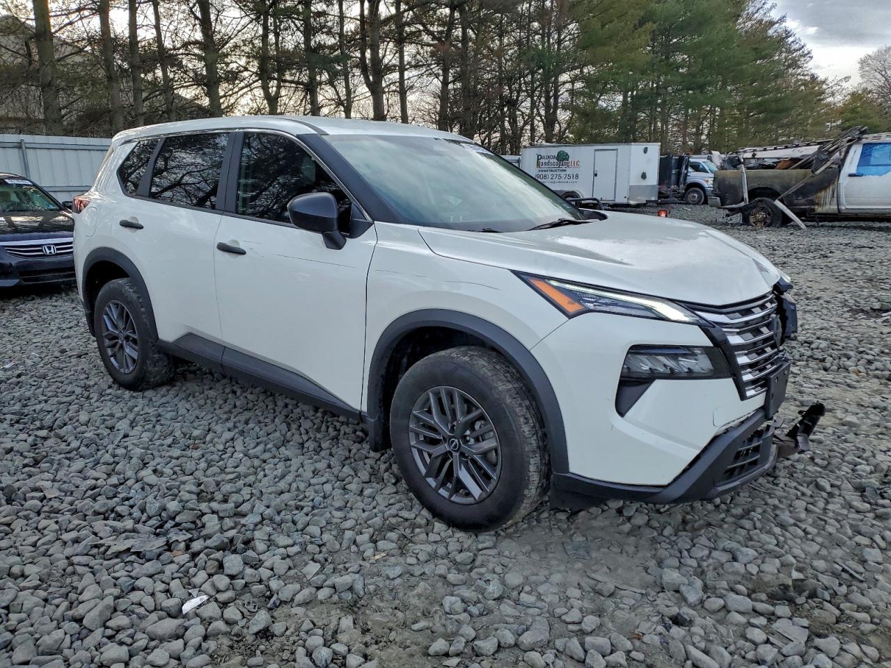 2024 Nissan Rogue s