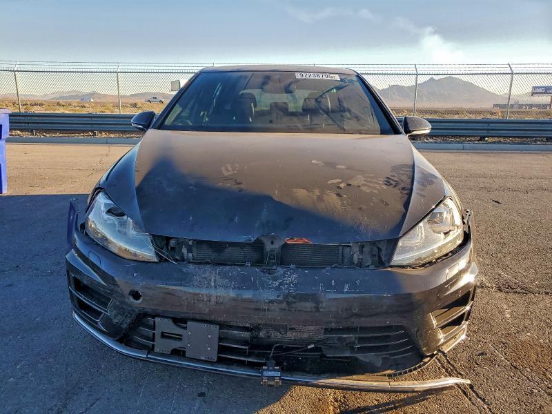 2017 Volkswagen Golf r