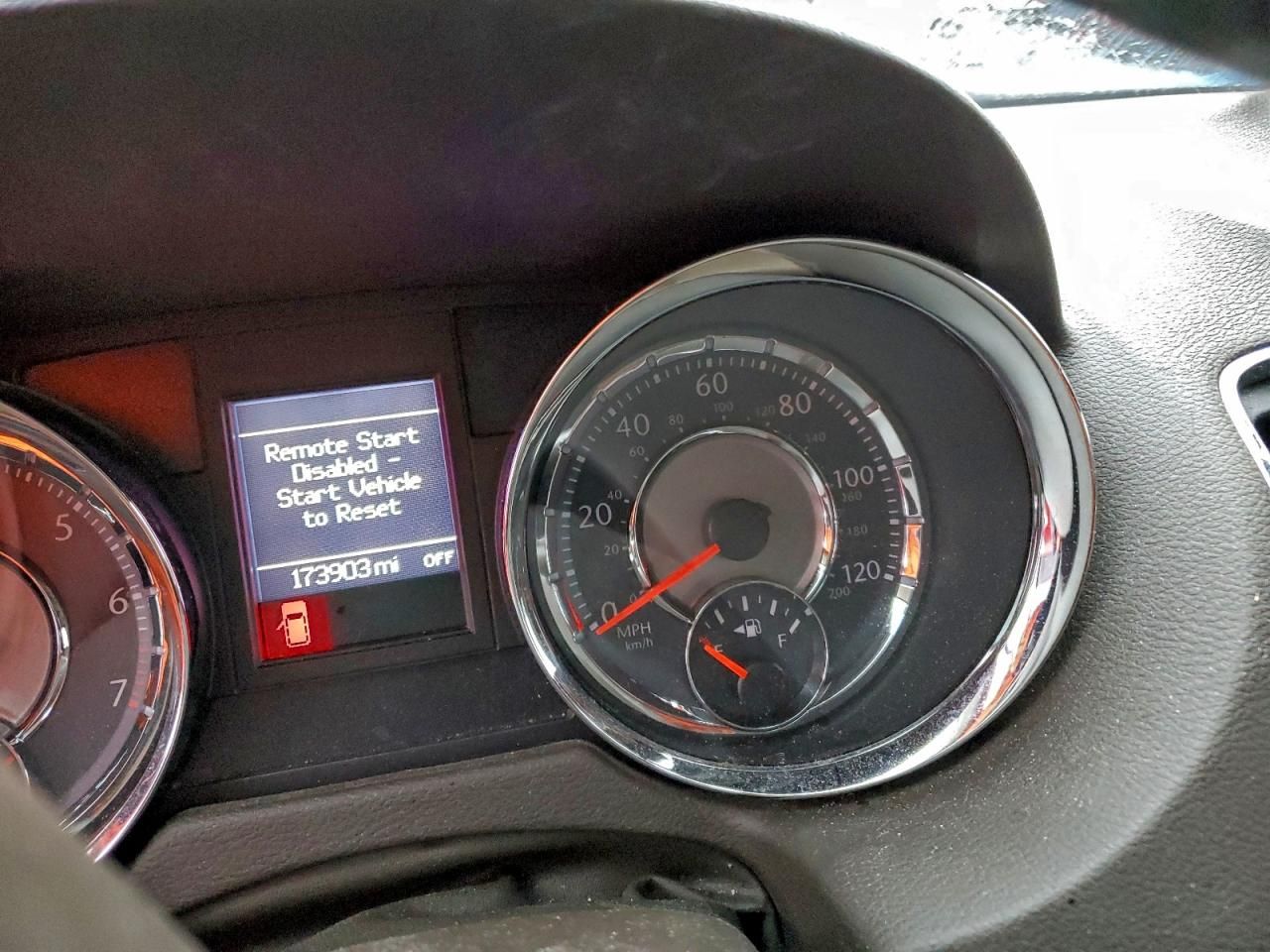 2015 Chrysler Town & Country Limited Platinum