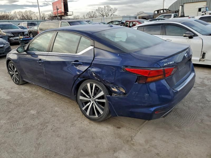 2022 Nissan Altima sr