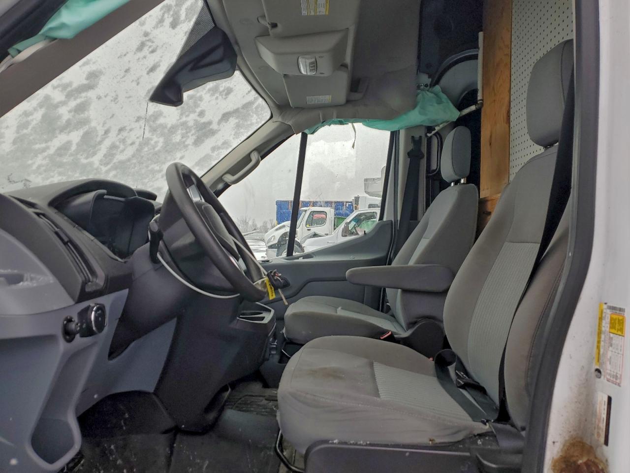 2018 Ford Transit T-250