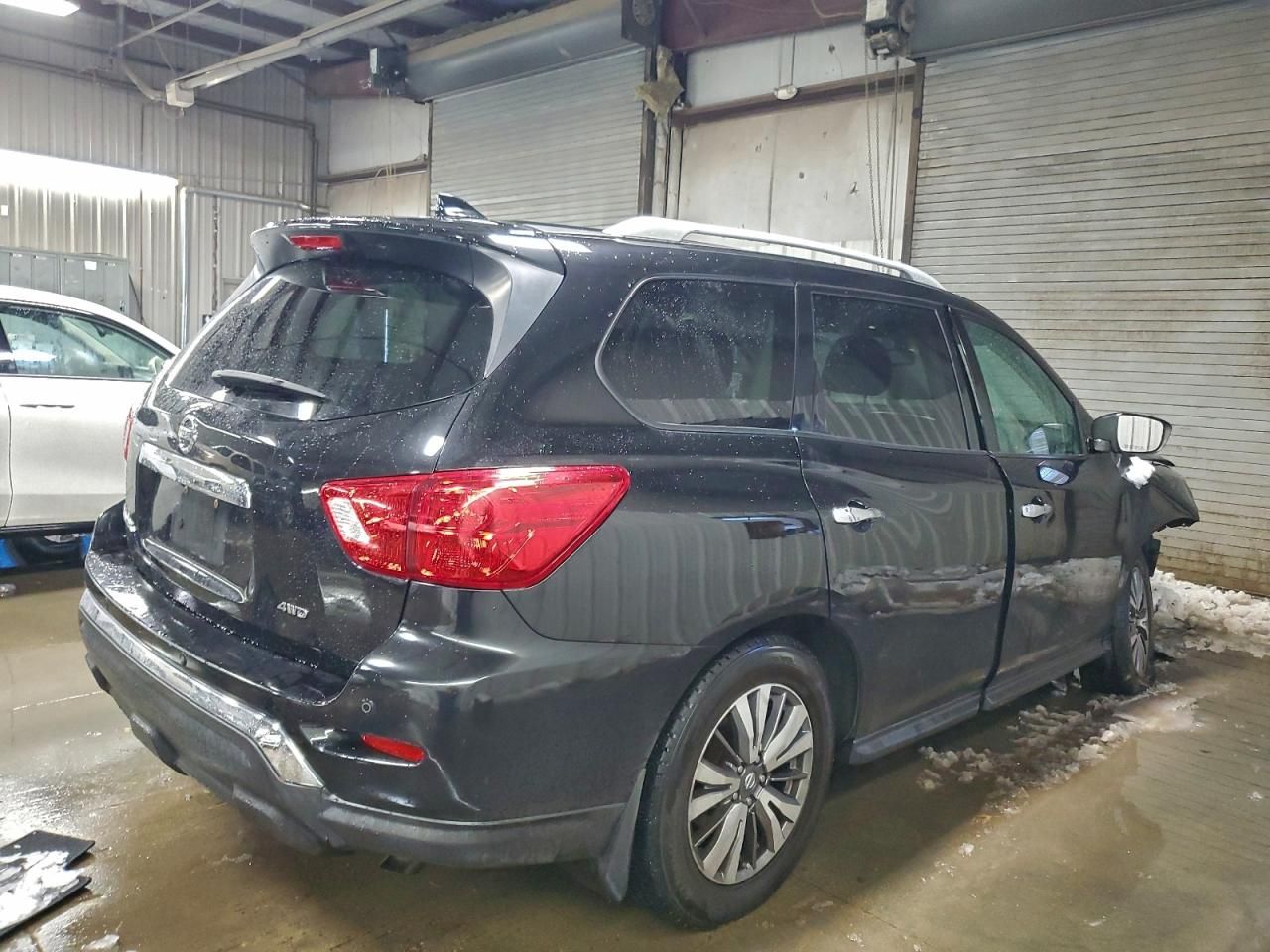 2019 Nissan Pathfinder s