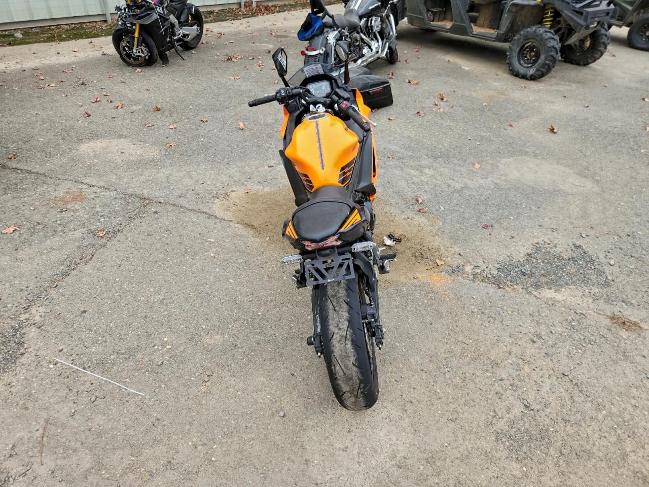 2025 Kawasaki EX650 P