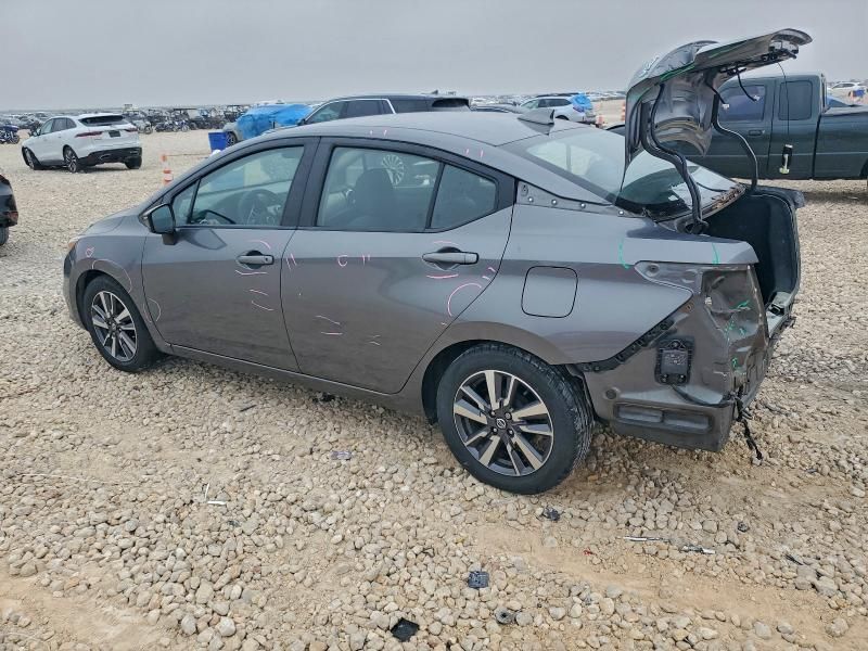 2020 Nissan Versa sv
