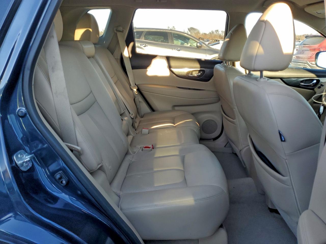 2015 Nissan Rogue s