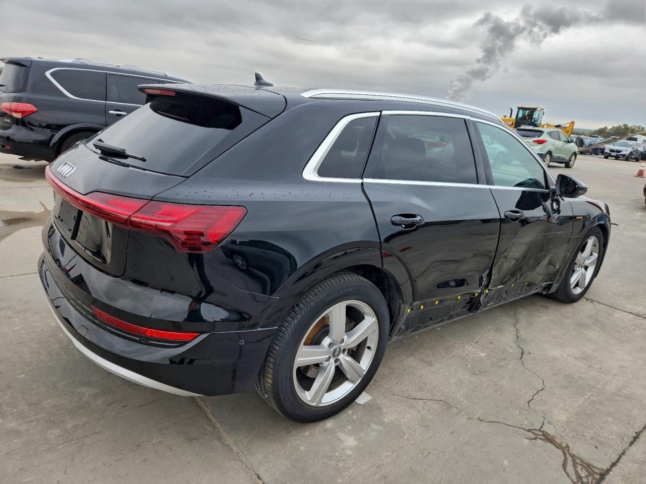 2019 Audi E-tron Premium Plus