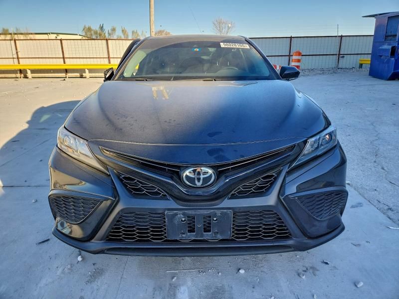 2024 Toyota Camry se Night Shade