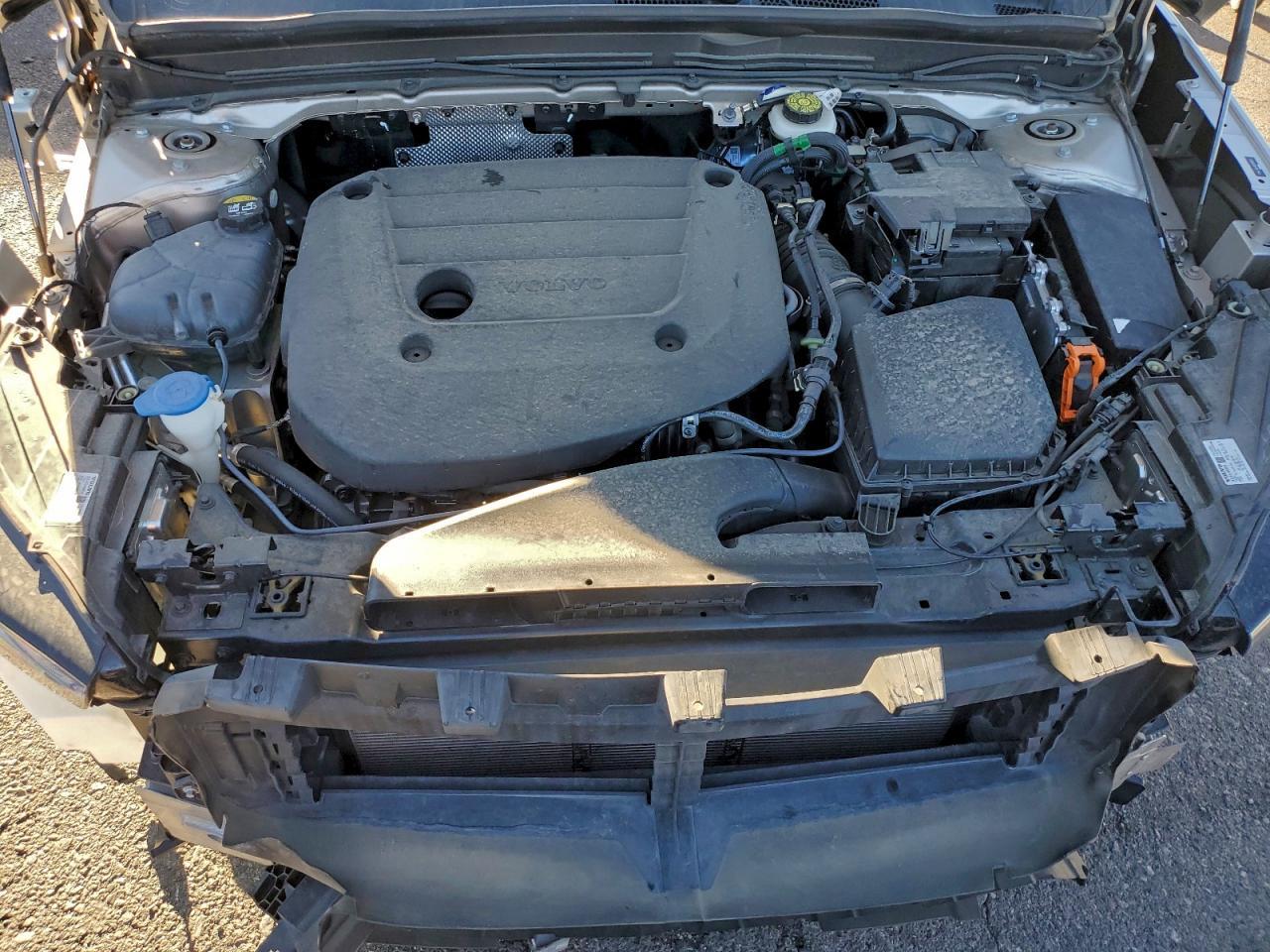 2024 Volvo Xc40 Core