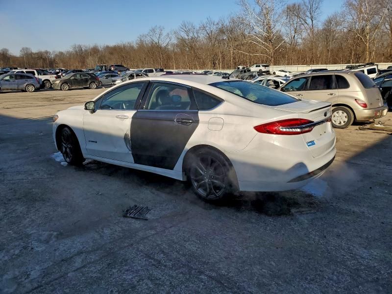 2018 Ford Fusion se Hybrid