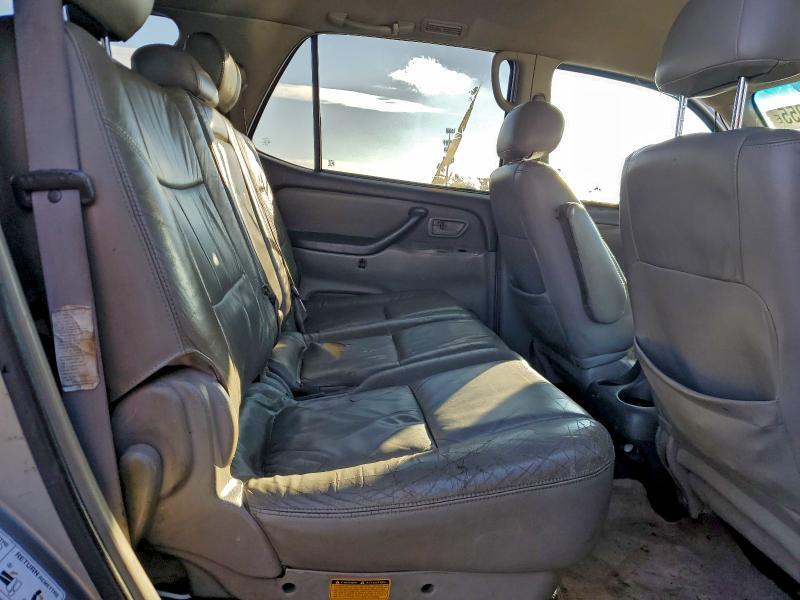 2003 Toyota Sequoia SR5