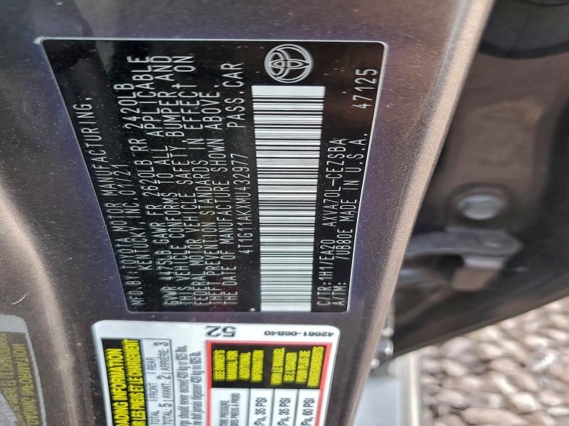 2021 Toyota Camry se