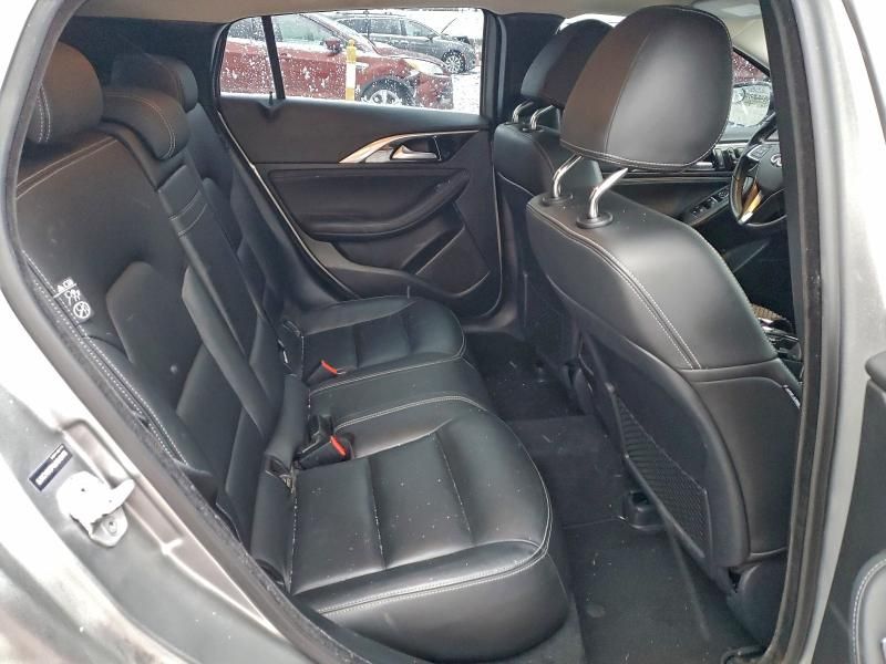 2018 Infiniti Qx30 Base