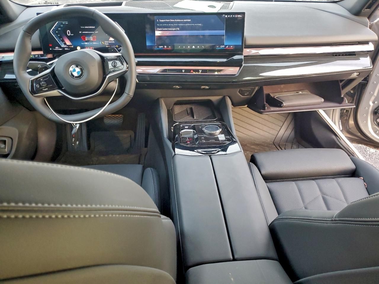 2024 BMW 540 xi