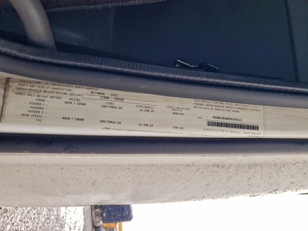 2023 Volvo VNL Semi Truck